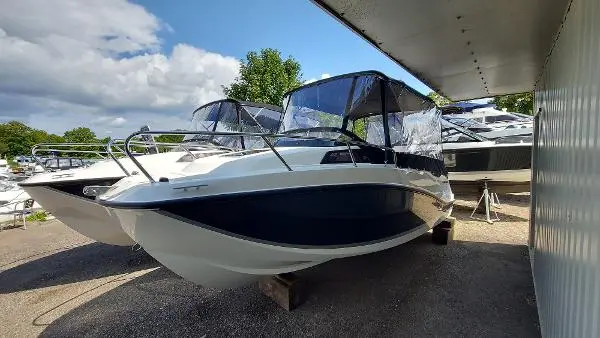 2023 Quicksilver activ 555 cabin