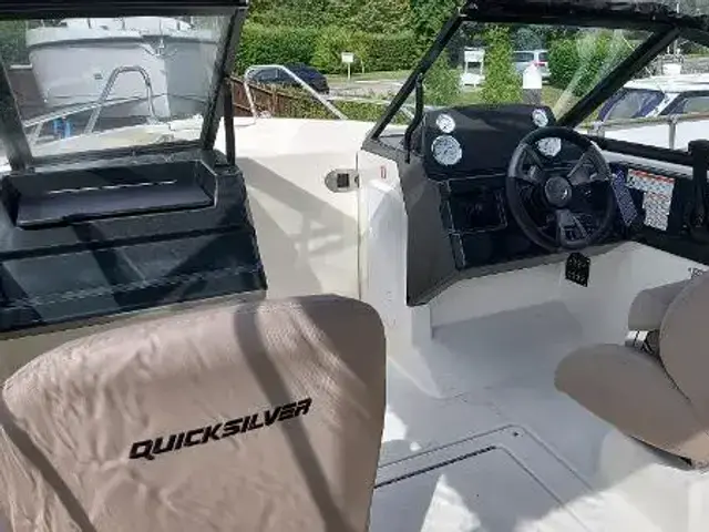 Quicksilver 555 Activ