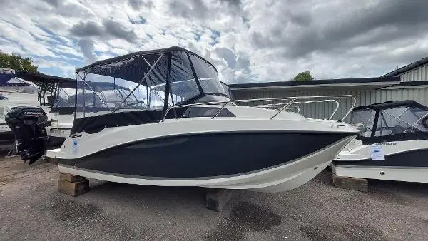 2023 Quicksilver 555 cabin