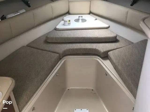 Robalo R265 Walkaround