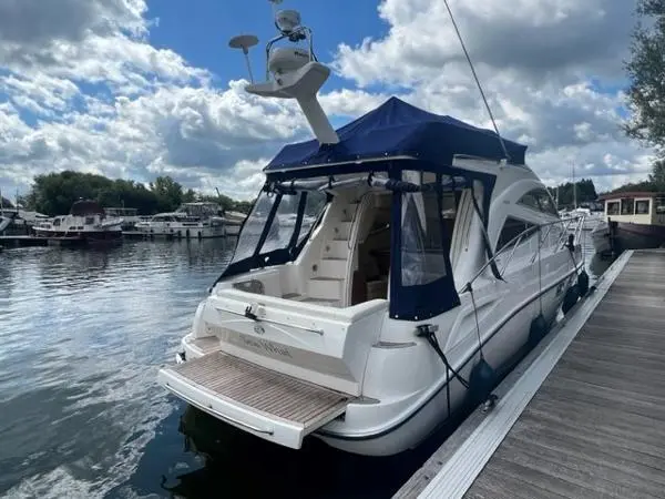 2004 Sealine f34