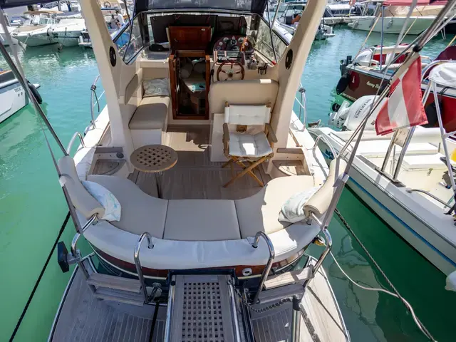 Mimi Gozzo Libeccio 26 Cabin