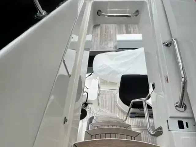 Sea Ray 510 Fly