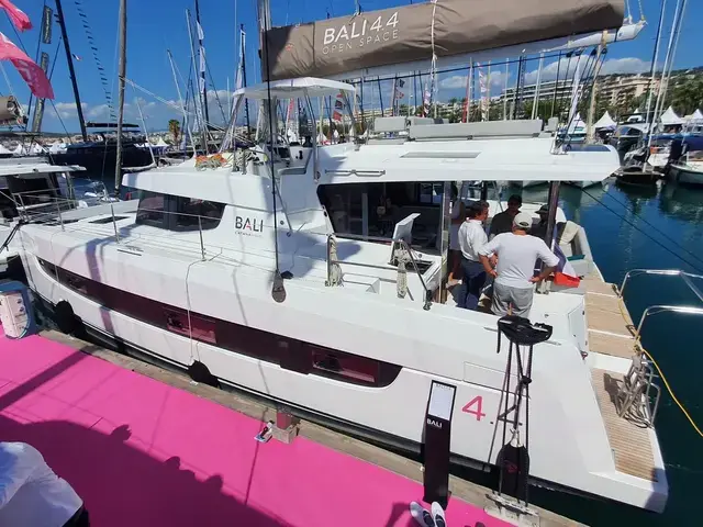 Bali Catamarans 4.4