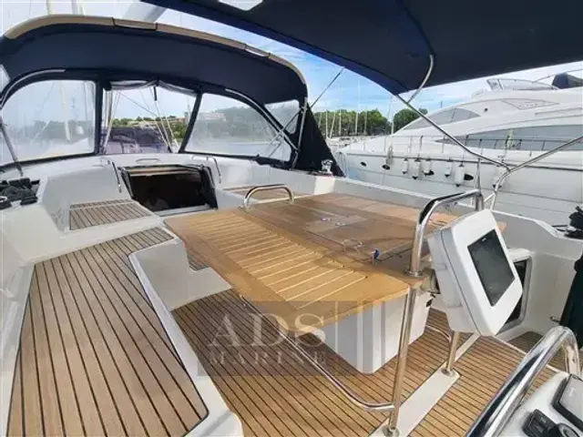 Jeanneau Yachts 58