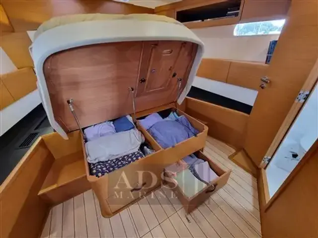 Jeanneau Yachts 58