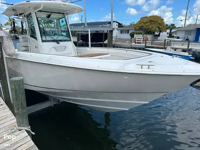 Boston Whaler 320 Outrage