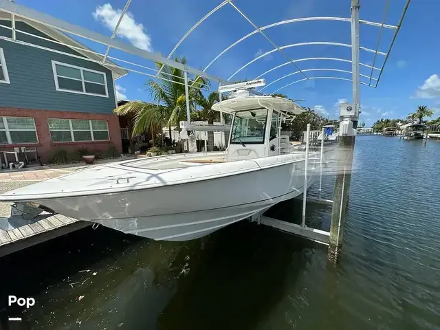 Boston Whaler 320 Outrage