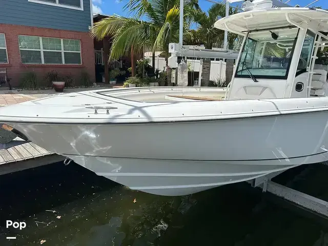 Boston Whaler 320 Outrage