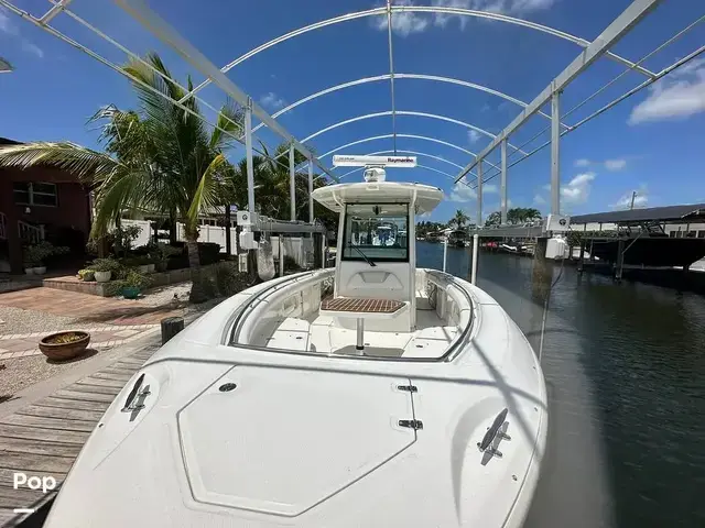 Boston Whaler 320 Outrage