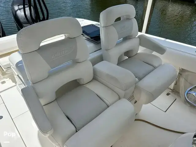 Boston Whaler 320 Outrage