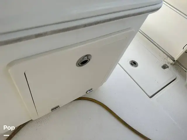 Boston Whaler 320 Outrage