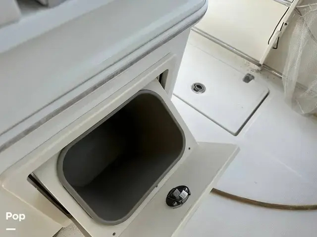 Boston Whaler 320 Outrage