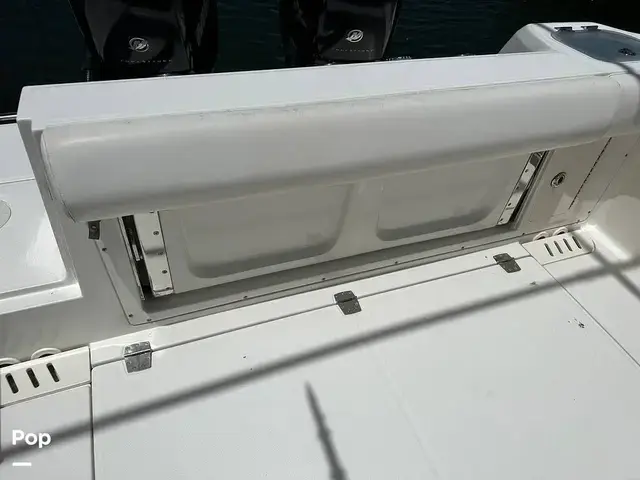 Boston Whaler 320 Outrage