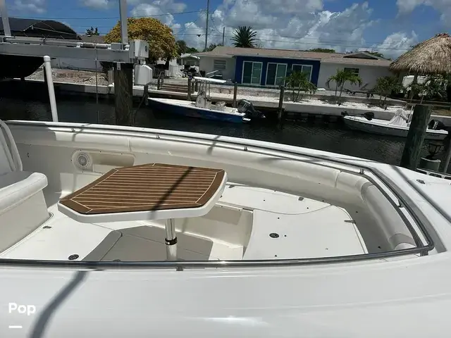 Boston Whaler 320 Outrage