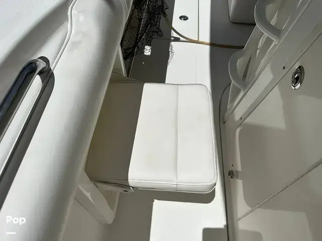 Boston Whaler 320 Outrage