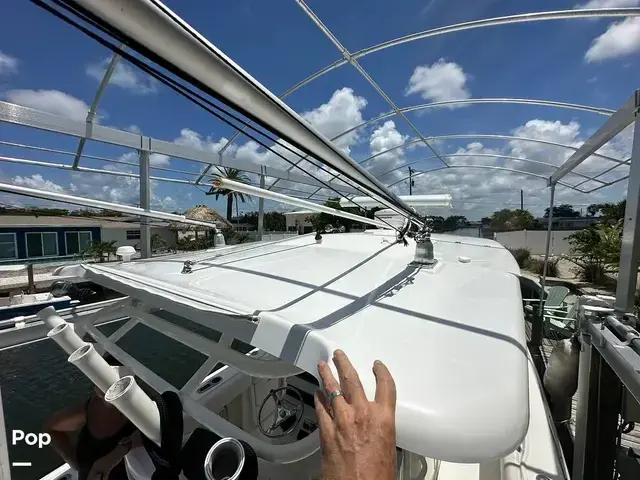 Boston Whaler 320 Outrage