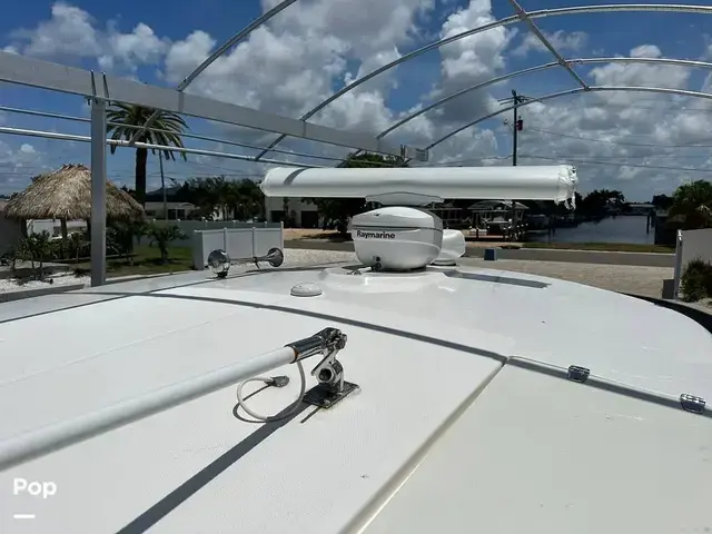 Boston Whaler 320 Outrage