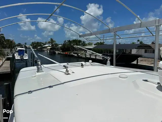 Boston Whaler 320 Outrage