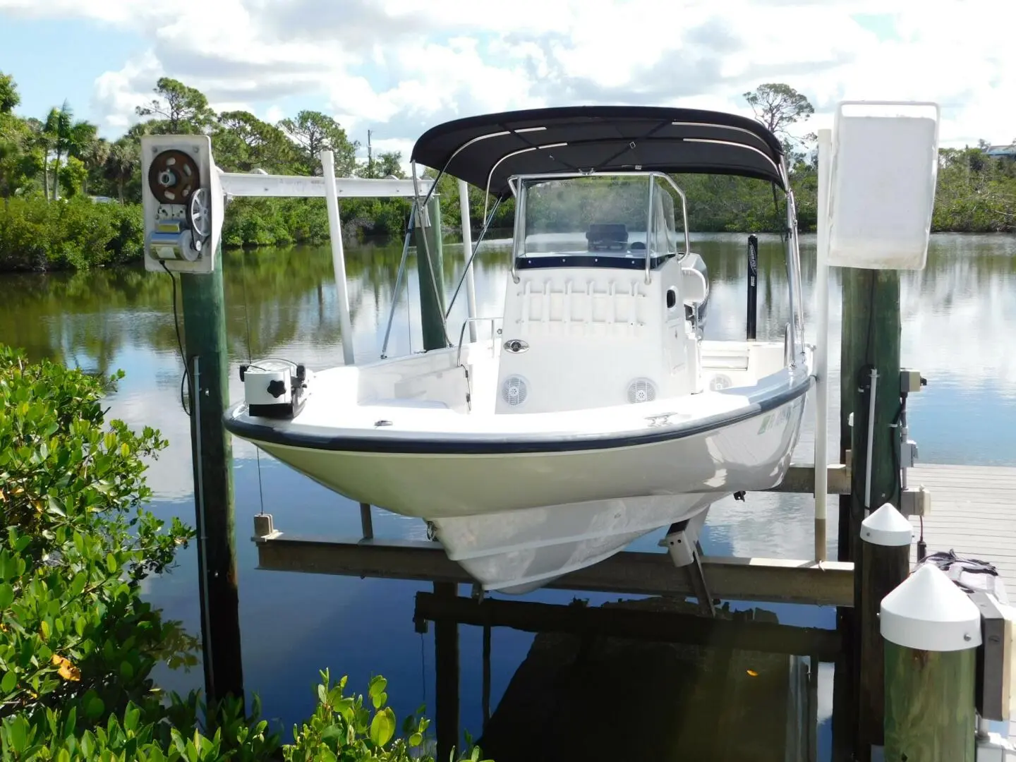 2005 Boston Whaler 22