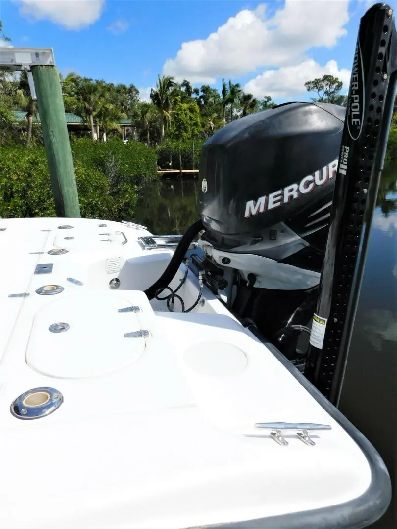 2005 Boston Whaler 22