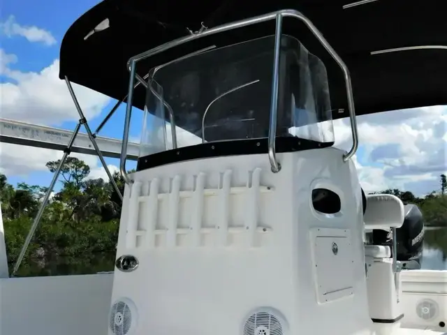 Boston Whaler 22 Outrage