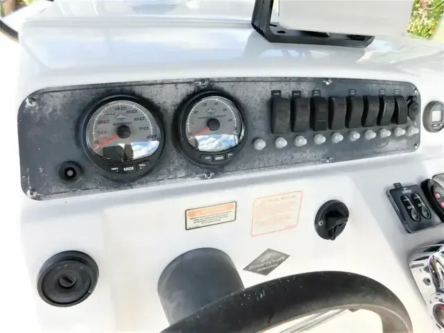 Boston Whaler 22 Outrage