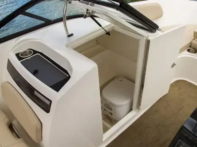 Bayliner Vr6