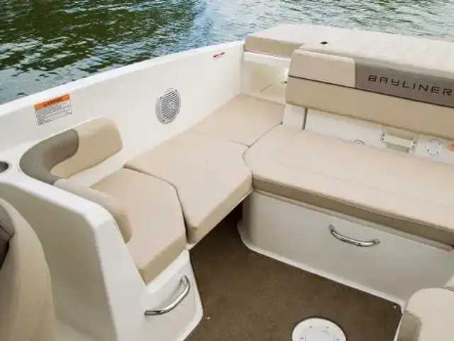 Bayliner Vr6