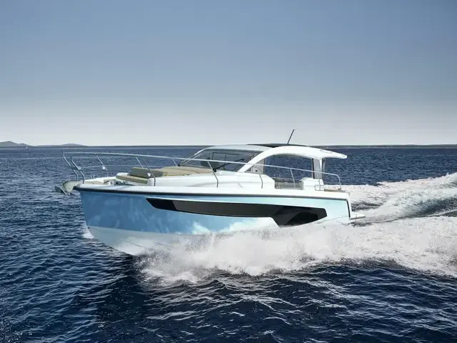 Sealine C335V