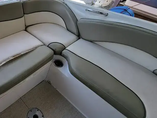 Sea Ray 240 Sundeck