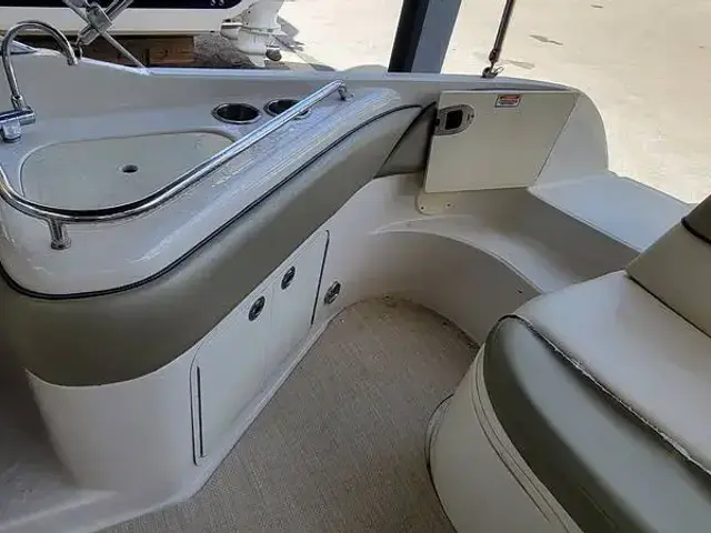 Sea Ray 240 Sundeck