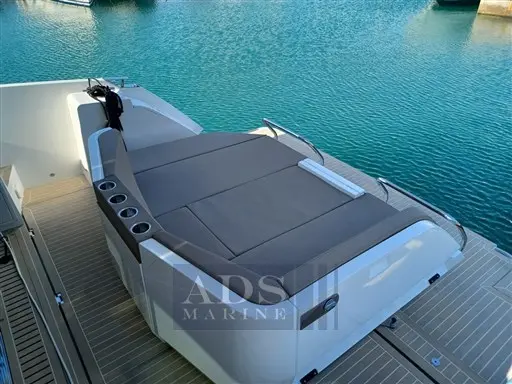 2022 Galeon 430 skydeck