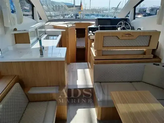 Galeon 430 Skydeck