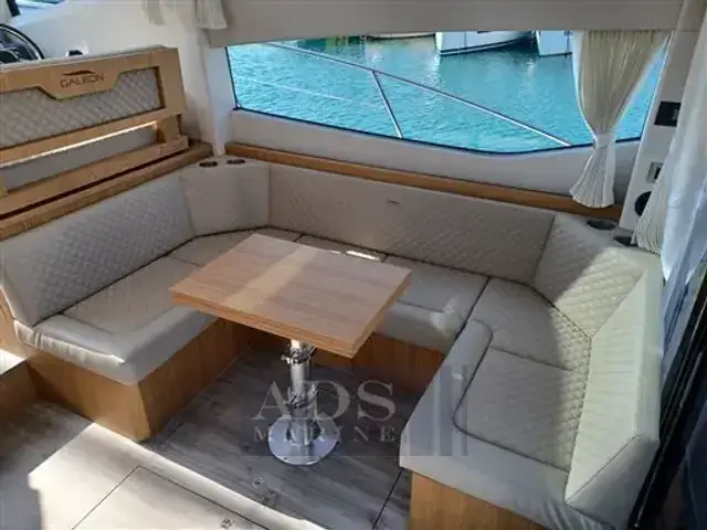 Galeon 430 Skydeck