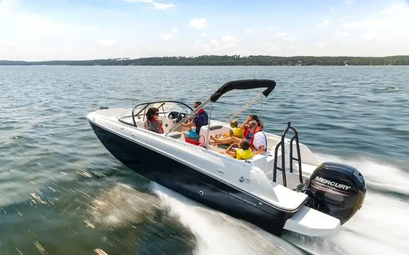 2019 Bayliner element e7