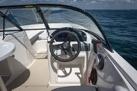 2019 Bayliner element e7