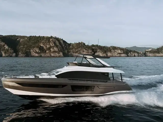 Azimut Fly 68