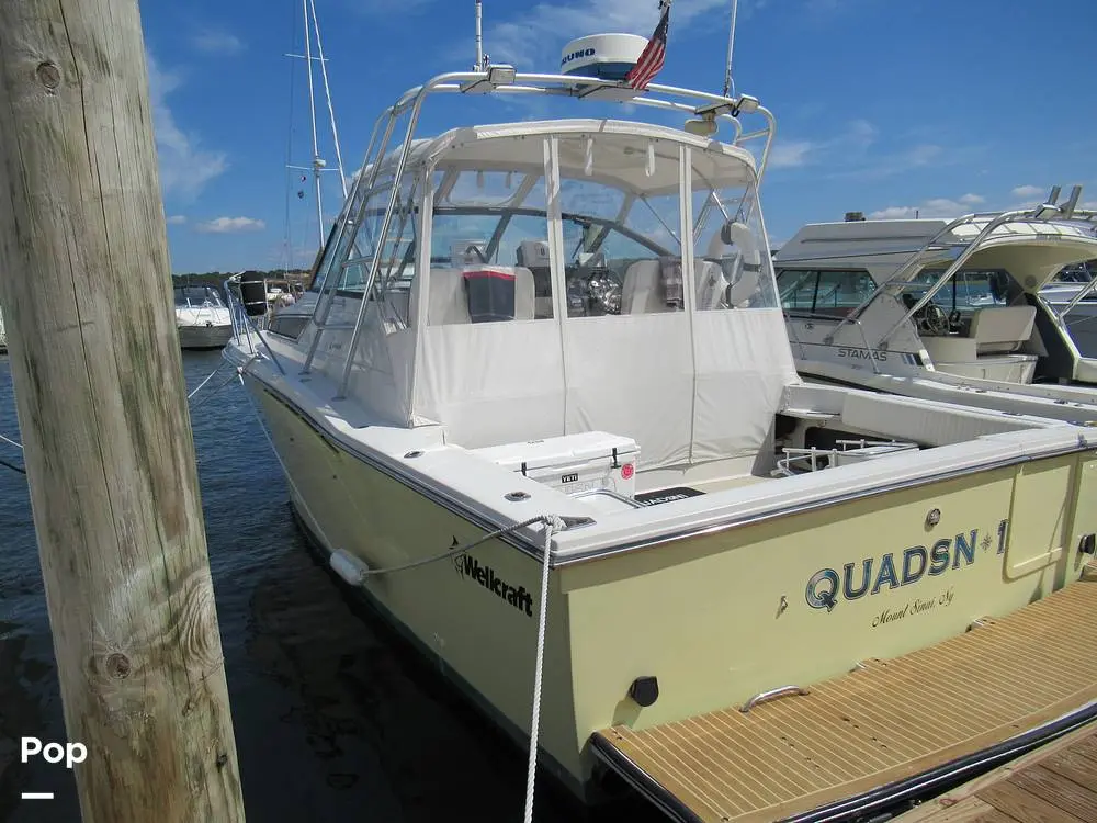 1989 Wellcraft coastal 330