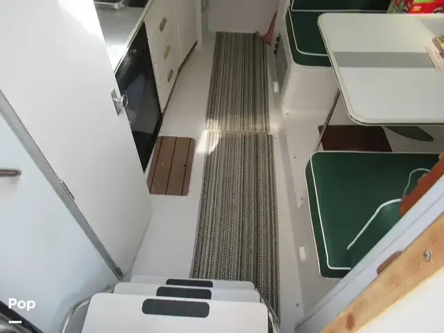 Wellcraft Coastal 330