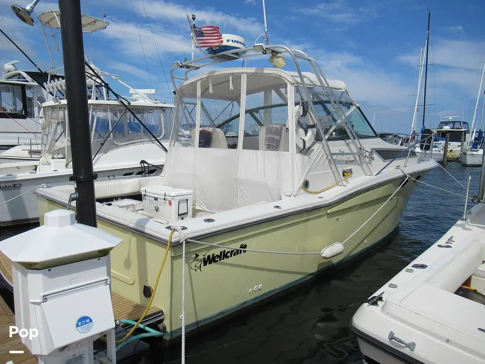 1989 Wellcraft coastal 330