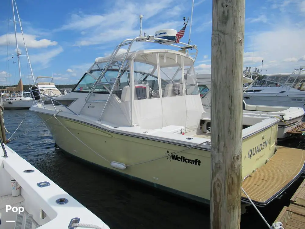 1989 Wellcraft coastal 330