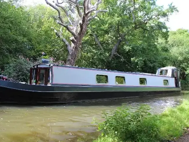 Narrowboat 58' Pro-Build Crusier Stern