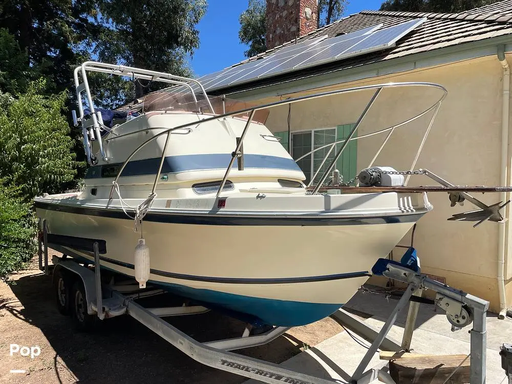 1989 Skipjack 24 sportsfisher flybridge