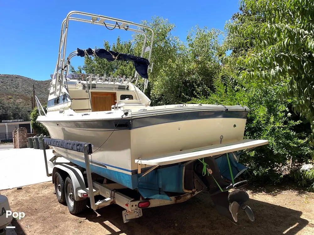 1989 Skipjack 24 sportsfisher flybridge