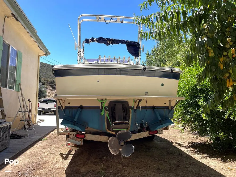 1989 Skipjack 24 sportsfisher flybridge