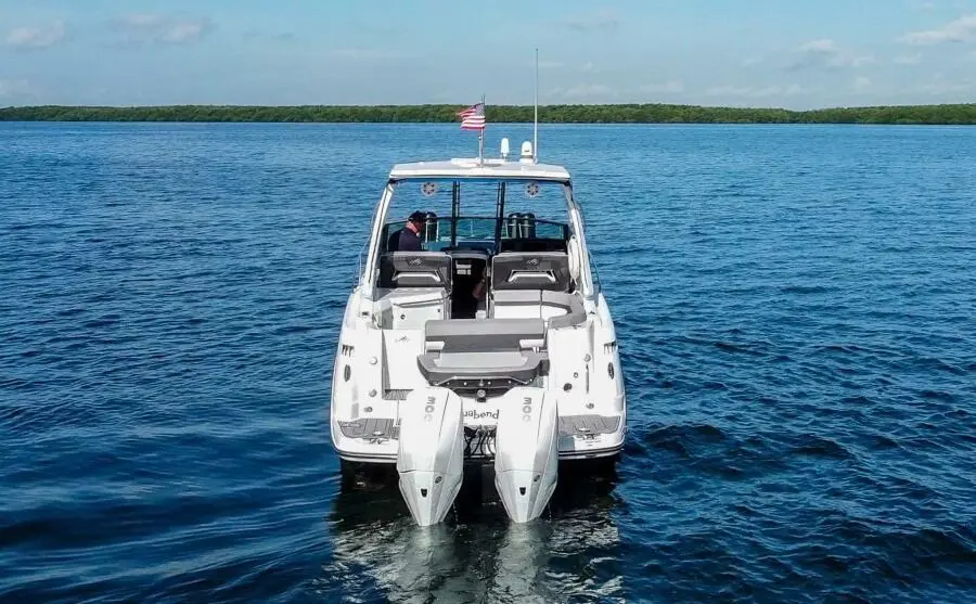 2019 Monterey 345 sport yacht