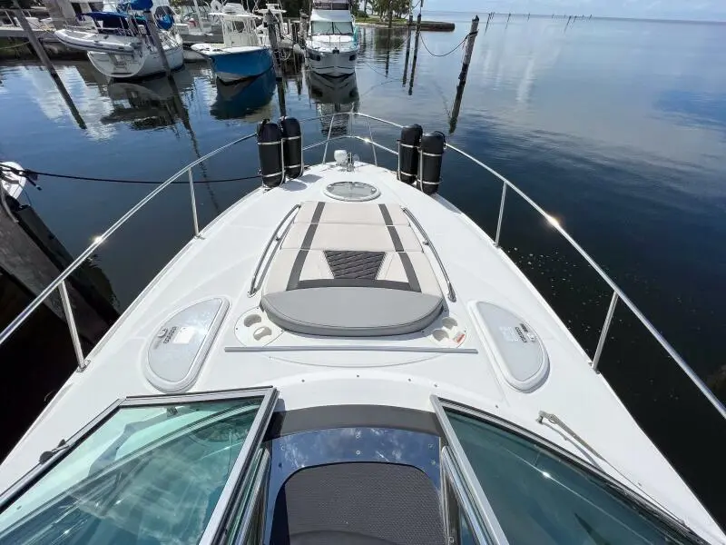 2019 Monterey 345 sport yacht