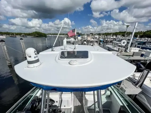 Monterey 345 Sport Yacht