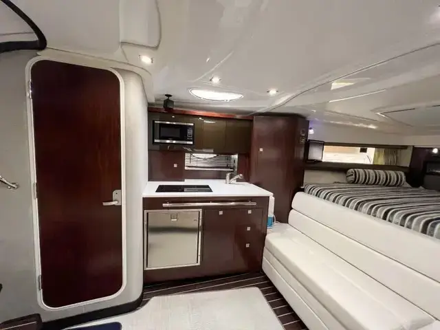 Monterey 345 Sport Yacht